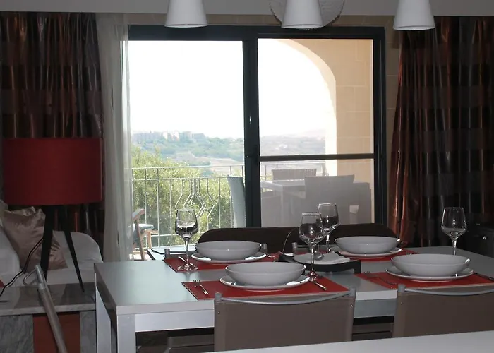 Fully Airconditioned With Open Views In Nadur, Gozo Апартаменты *