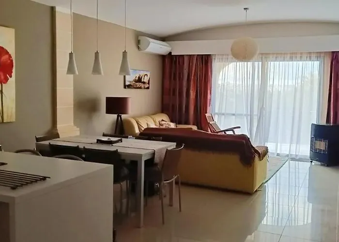 Fully Airconditioned With Open Views In Nadur, Gozo Apartament